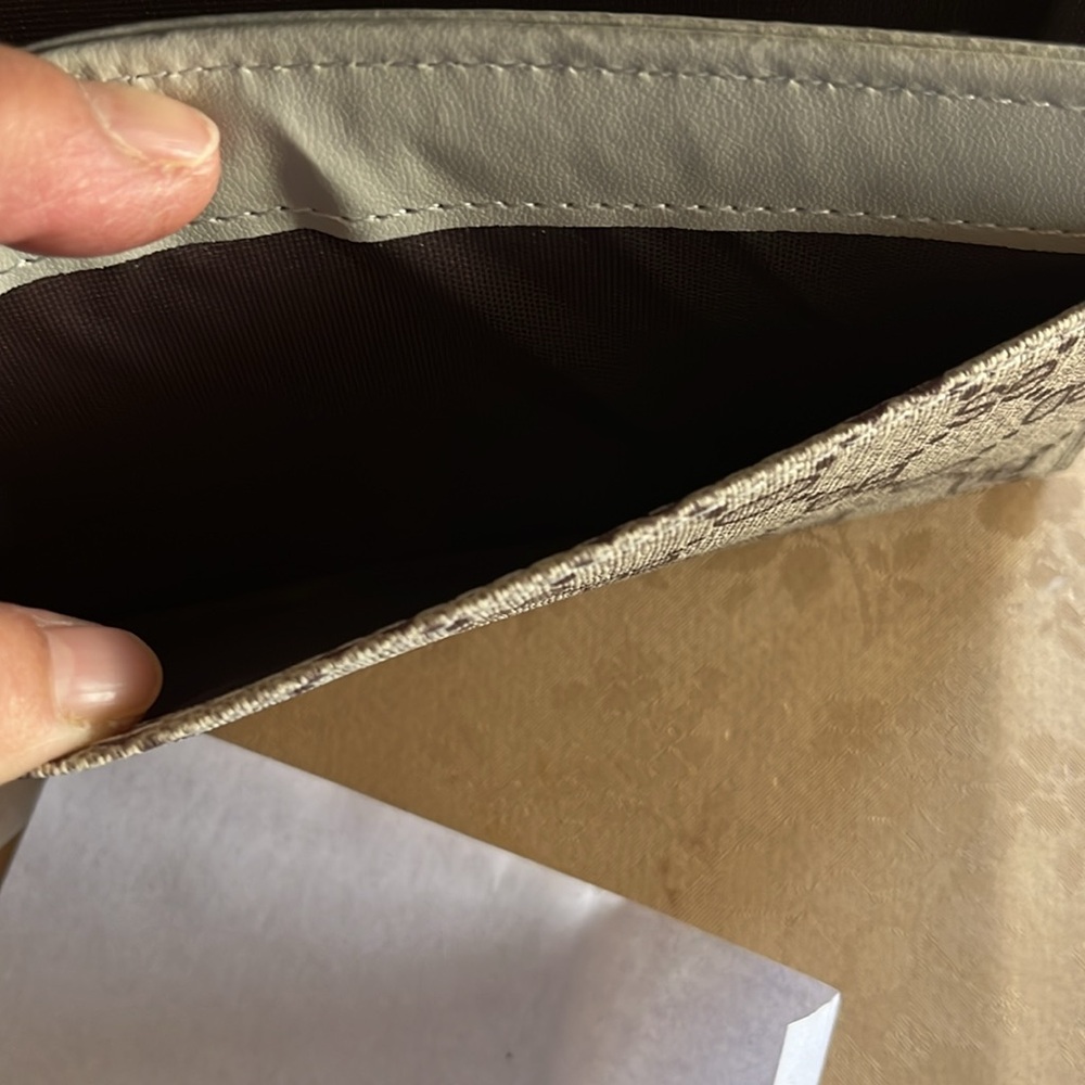 Wallet - Picture 4 of 8